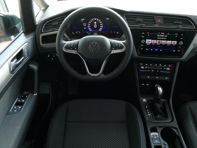 Occasion VW Touran R-line Edition 150 PK (110 kW) 2024 Grijs MPV