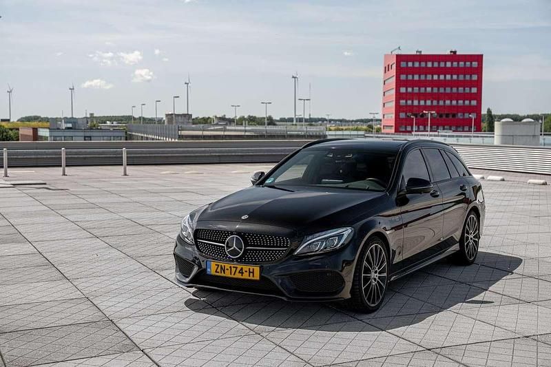 Zwart Gebruikt 2016 Mercedes C450 AMG AMG Stationwagen | € 32.950 (Goede deal) - Afbeelding 1/4