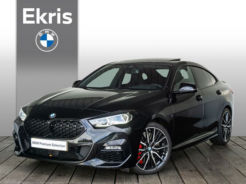 Zwart Gebruikt 2023 BMW M235 Executive Coupé | € 43.995 - Afbeelding 1/4