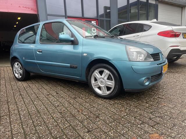 Occasion Renault Clio II Authentique 98 PK (72 kW) 2005 Blauw Hatchback