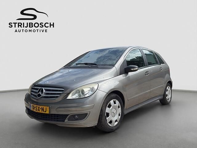 Grijs Gebruikt 2006 Mercedes B180 Business MPV | € 1.240 - Afbeelding 1/4