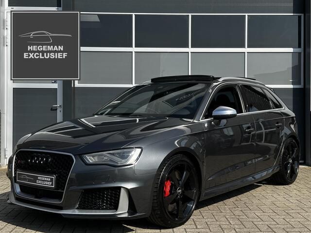 Grijs Gebruikt 2015 Audi RS3 Sportback Proline Hatchback | € 29.390 - Afbeelding 1/4