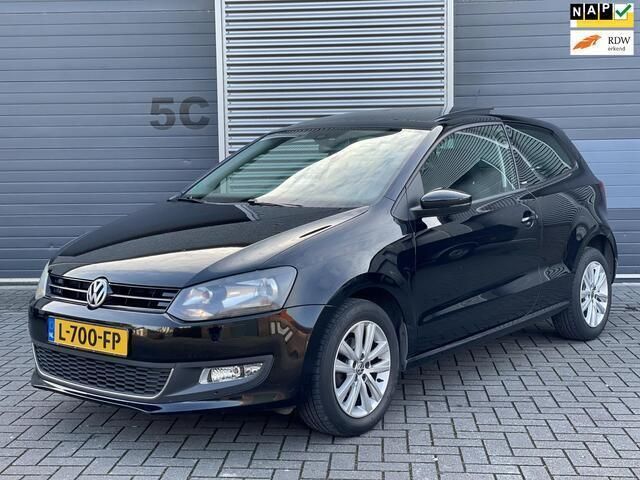 Zwart Occasion 2011 VW Polo Style Hatchback | € 6.250 (Iets duurder) - Afbeelding 1/4