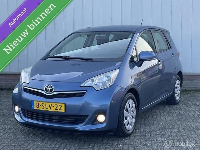 Blauw Occasion 2013 Toyota Verso-S MPV | € 8.950 (Eerlijke prijs) - Afbeelding 1/4