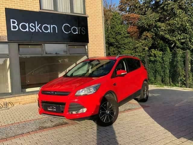 Rood Gebruikt 2015 Ford Kuga SUV | € 12.950 (Eerlijke prijs) - Afbeelding 1/4