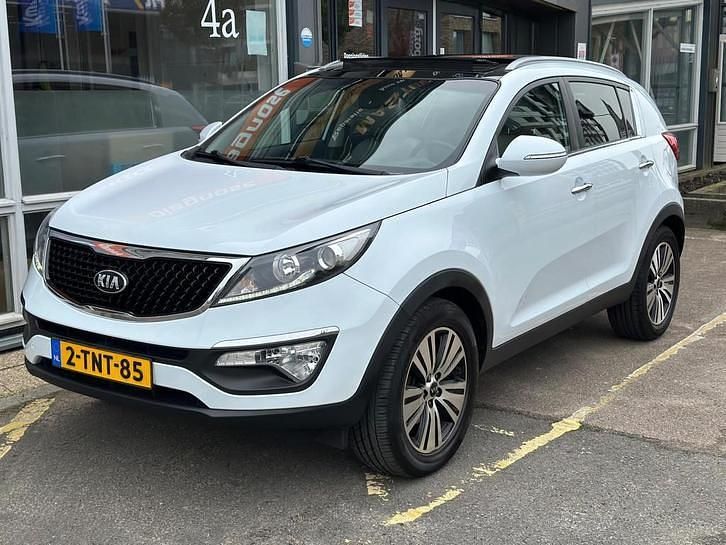 Wit Occasion 2014 Kia Sportage SUV | € 15.450 (Iets duurder) - Afbeelding 1/4