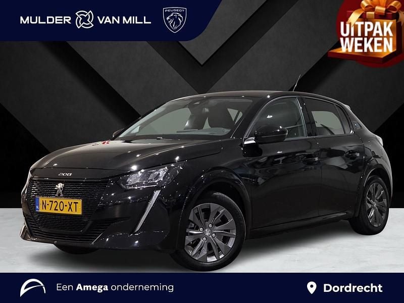 Zwart Gebruikt 2022 Peugeot e-208 Allure Hatchback | € 18.920 (Eerlijke prijs) - Afbeelding 1/4