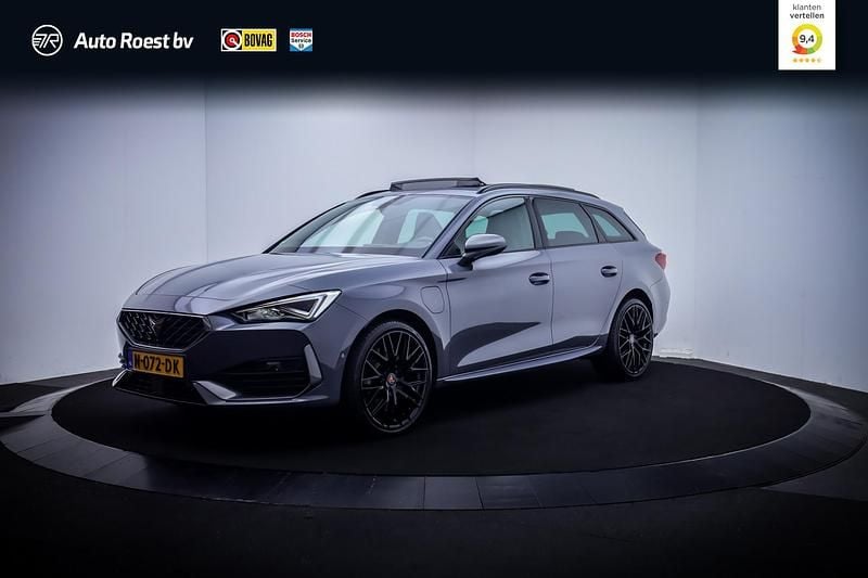 Grijs Gebruikt 2021 Cupra Leon VZ Stationwagen | € 26.125 (Eerlijke prijs) - Afbeelding 1/4
