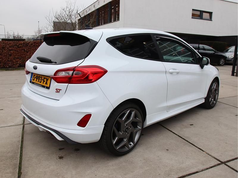 Occasion Ford Fiesta ST 2023 Wit Hatchback