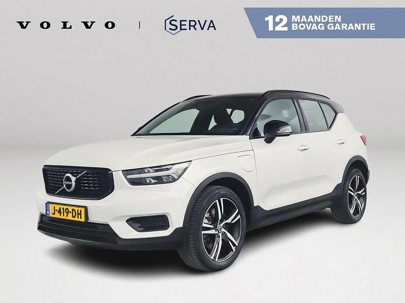 Wit Gebruikt 2020 Volvo XC40 R-Design SUV | € 29.995 (Duur) - Afbeelding 1/4