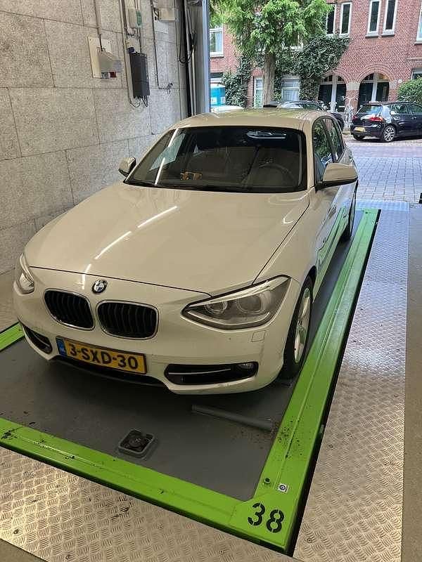 Wit Gebruikt 2013 BMW 116 Hatchback | € 7.500 (Goede deal) - Afbeelding 1/4