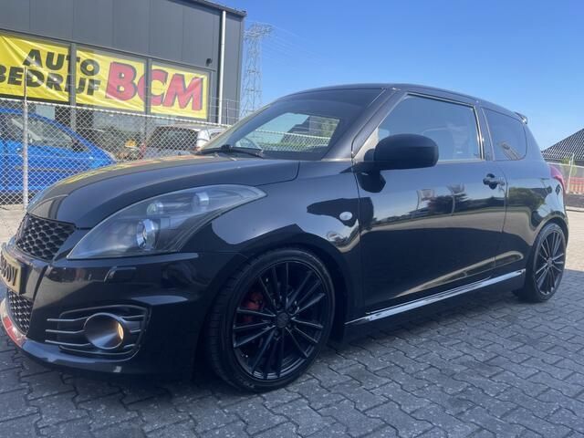 Zwart Gebruikt 2012 Suzuki Swift Sport Hatchback | € 6.494 (Eerlijke prijs) - Afbeelding 1/4