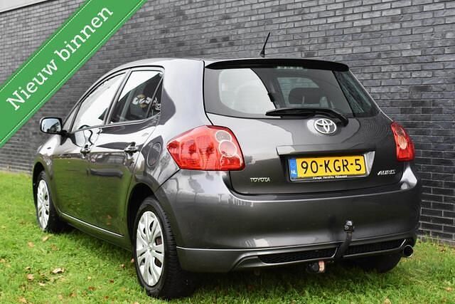 Occasion Toyota Auris 101 PK (74 kW) 2009 Grijs Hatchback