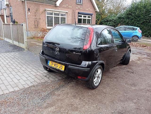 Occasion Opel Corsa 2005 Zwart Hatchback