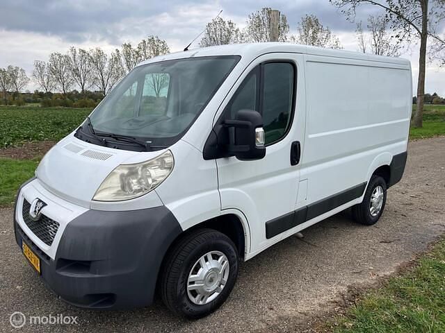 Wit Gebruikt 2006 Peugeot Boxer Van | € 3.700 (Eerlijke prijs) - Afbeelding 1/4