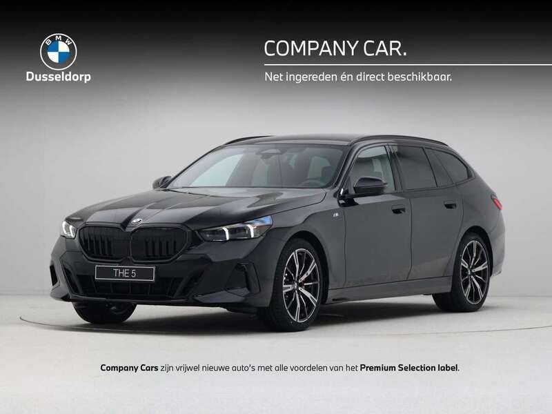 Zwart, metallic lak Gebruikt 2025 BMW 520 M Sport Stationwagen | € 63.950 (Super prijs) - Afbeelding 1/4