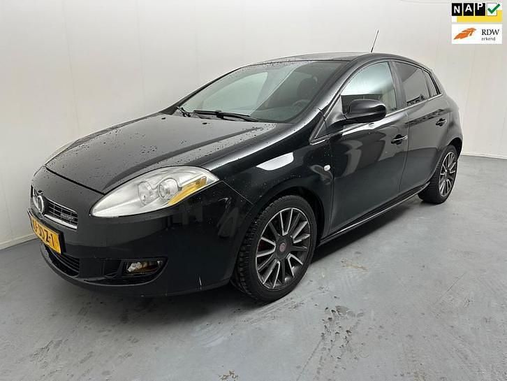 Occasion Fiat Bravo Racing 120 PK (88 kW) 2009 Zwart Hatchback