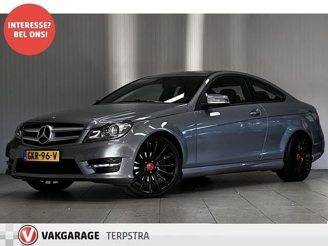 Grijs Gebruikt 2012 Mercedes C180 Coupé | € 10.995 (Eerlijke prijs) - Afbeelding 1/4