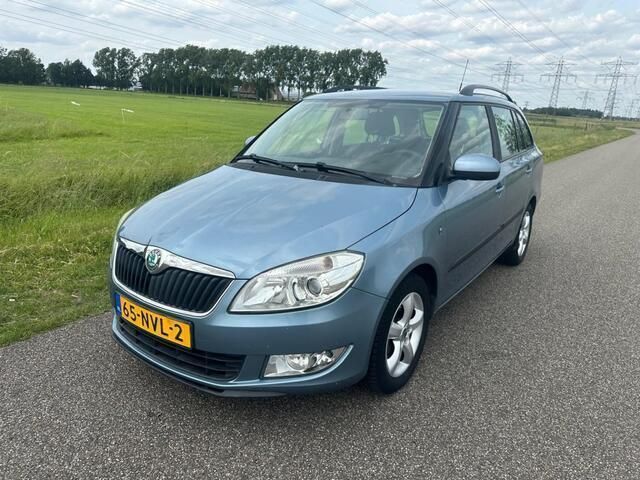Blauw Gebruikt 2010 Skoda Fabia GreenLine Stationwagen | € 1.995 (Goede deal) - Afbeelding 1/4