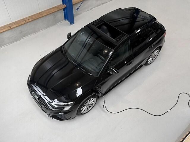 Occasion Audi A3 Sportback e-tron Competition 245 PK (180 kW) 2021 Zwart Hatchback