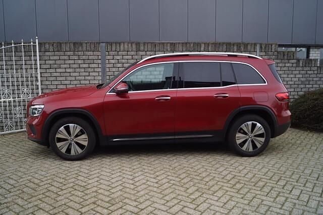 Occasion Mercedes GLB250 AMG line 224 PK (164 kW) 2022 Rood (metallic) SUV