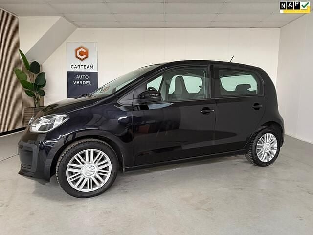 Zwart Gebruikt 2017 VW up! high up! Hatchback | € 7.950 (Goede deal) - Afbeelding 1/4