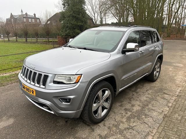 Occasion Jeep Grand Cherokee Overland 286 PK (210 kW) 2014 Grijs (metallic) SUV