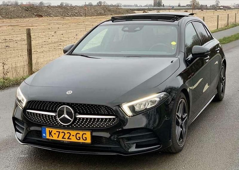 Zwart Gebruikt 2019 Mercedes A220 AMG Sedan | € 19.199 - Afbeelding 1/4