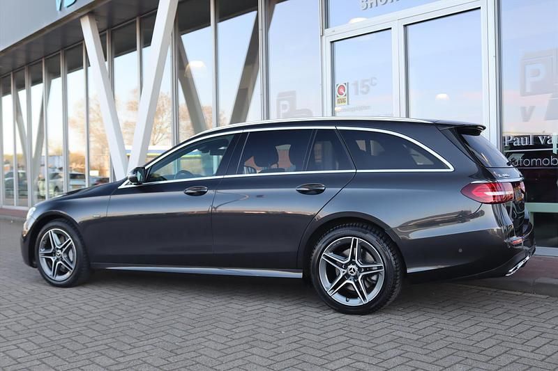Occasion Mercedes E300 AMG line 320 PK (235 kW) 2020 Grijs Stationwagen