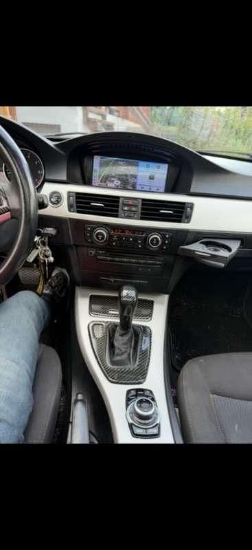 Zwart Gebruikt 2010 BMW 318 Stationwagen | € 5.000 (Goede deal) - Afbeelding 1/4