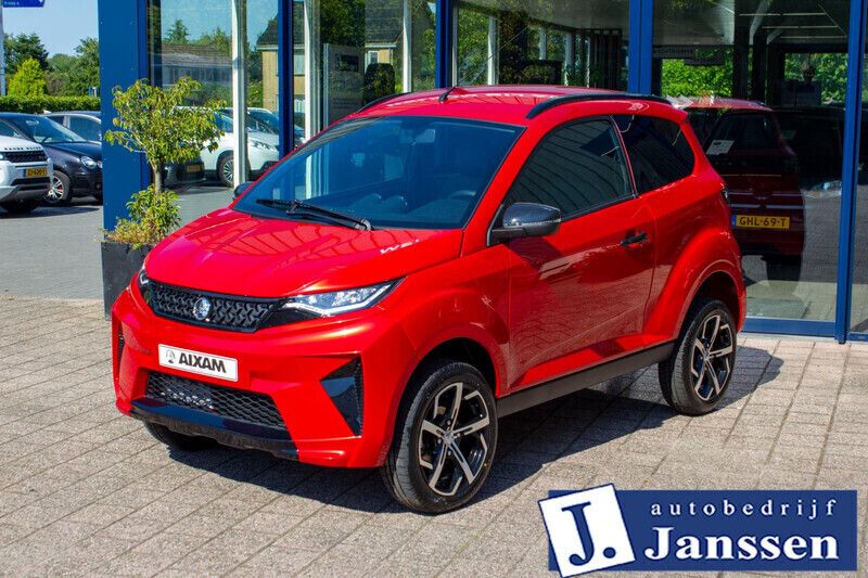 Rood Nieuw 2024 Aixam Crossover Premium Hatchback | € 17.239 (Goede deal) - Afbeelding 1/4