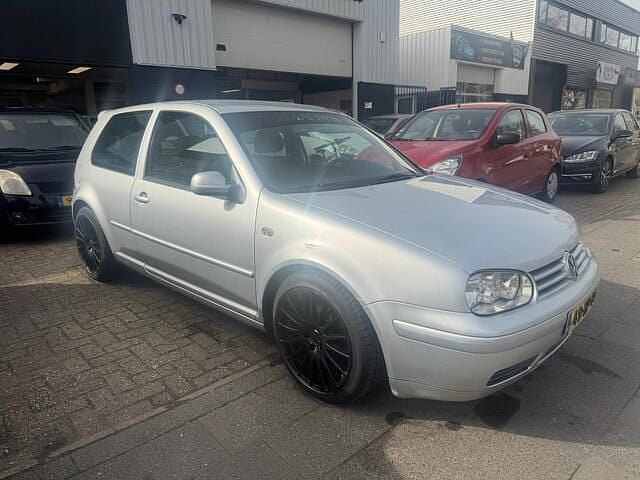 Occasion VW Golf IV Highline 150 PK (110 kW) 2001 Grijs Hatchback
