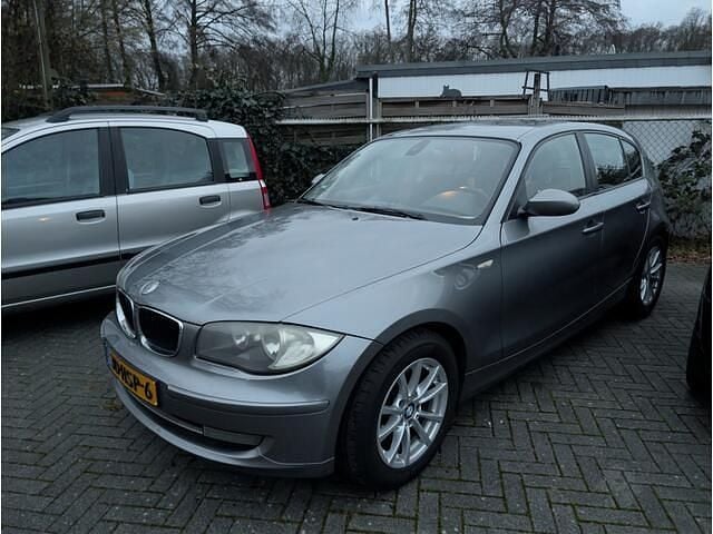 Occasion BMW 118 Basis 136 PK (100 kW) 2009 Grijs Hatchback