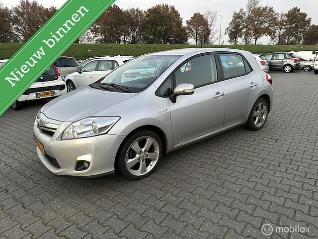 Grijs Occasion 2011 Toyota Auris Hatchback | € 4.650 (Duur) - Afbeelding 1/4