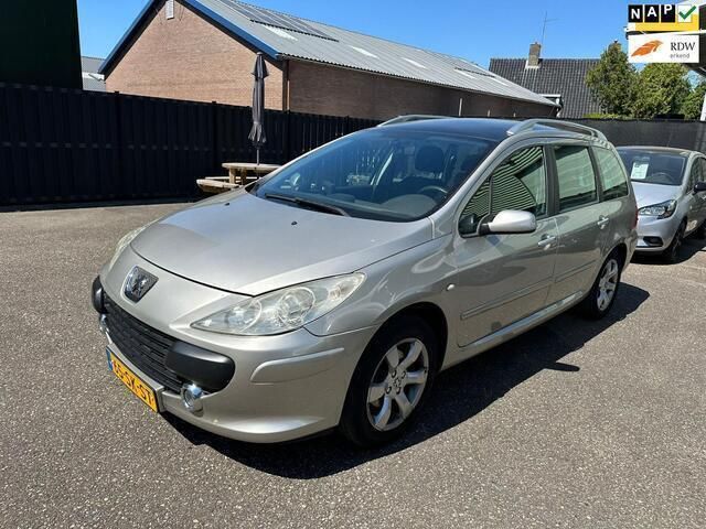 Grijs Gebruikt 2006 Peugeot 307 Stationwagen | € 1.350 (Eerlijke prijs) - Afbeelding 1/4