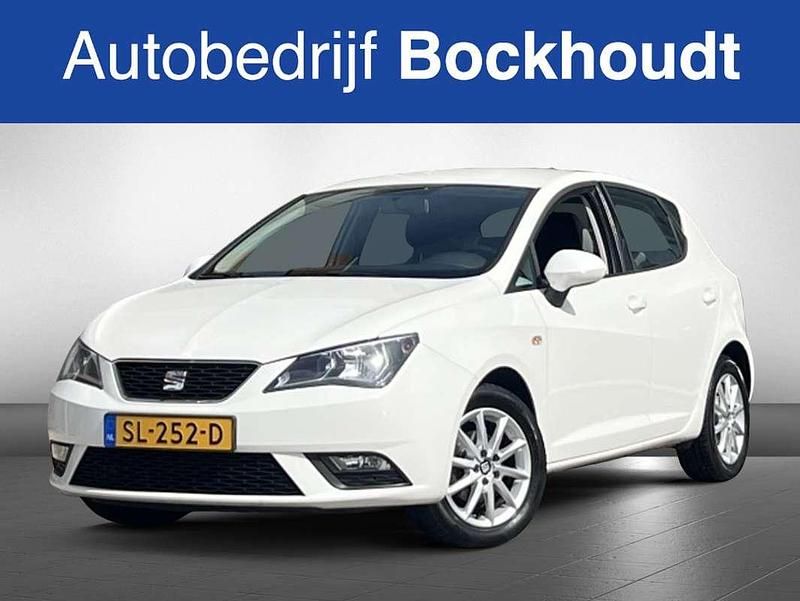 Wit Gebruikt 2017 Seat Ibiza Reference Hatchback | € 9.400 (Iets duurder) - Afbeelding 1/4