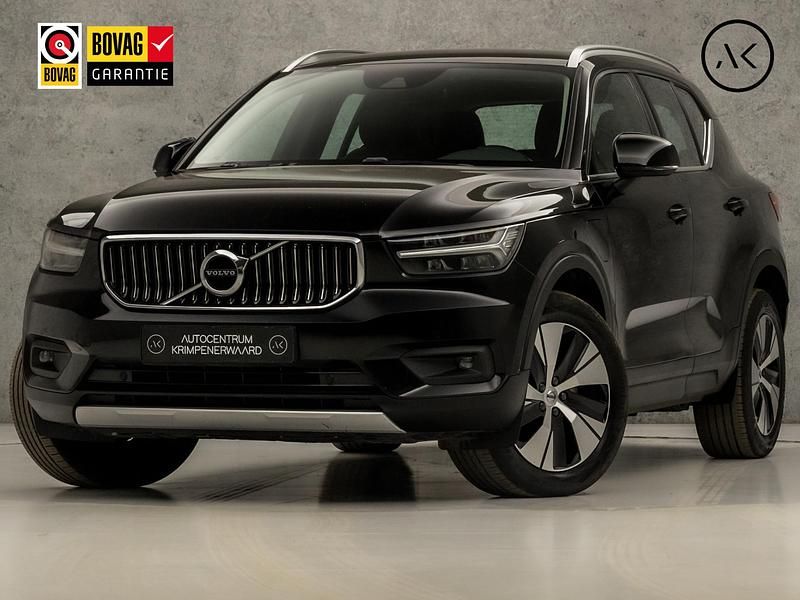 Zwart Occasion 2020 Volvo XC40 Inscription SUV | € 24.445 (Super prijs) - Afbeelding 1/4