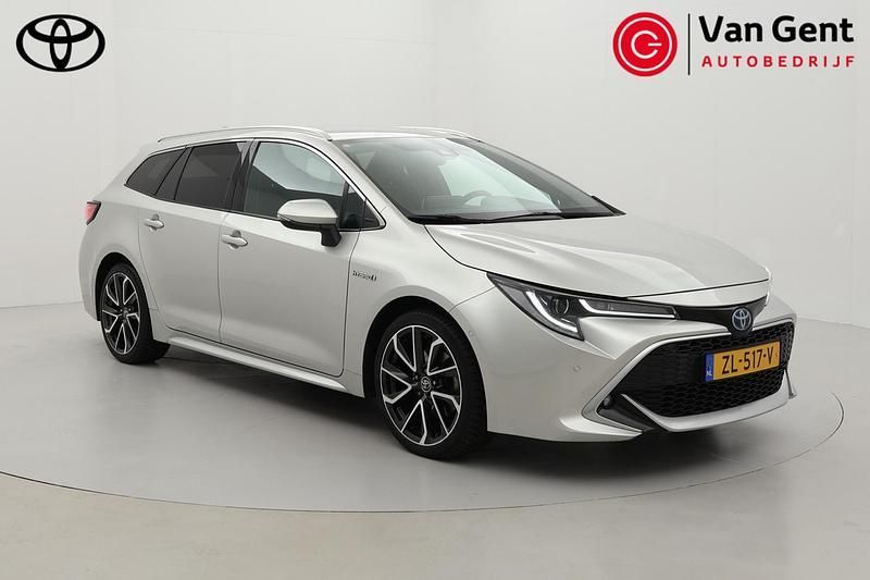 Grijs Gebruikt 2019 Toyota Corolla Executive Stationwagen | € 24.999 (Iets duurder) - Afbeelding 1/4