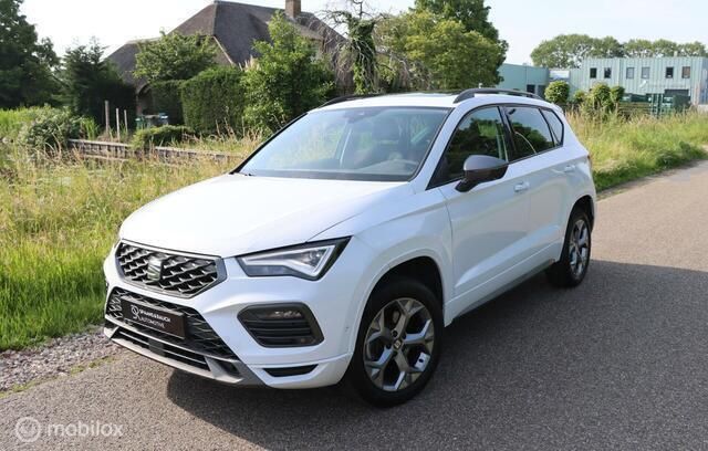 Grijs Gebruikt 2024 Seat Ateca Beats SUV | € 38.995 (Duur) - Afbeelding 1/4