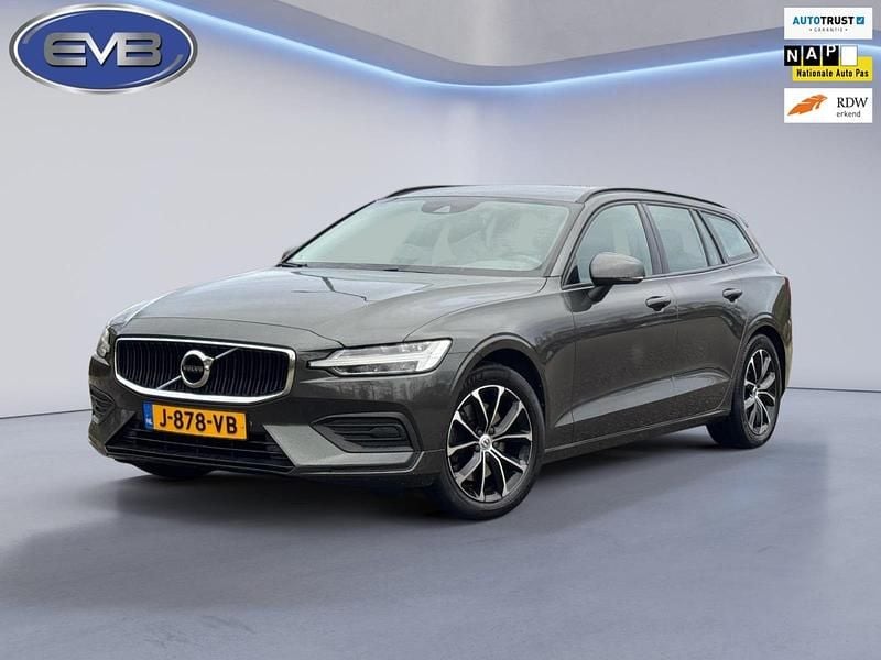 Grijs Gebruikt 2020 Volvo V60 Momentum Stationwagen | € 22.250 (Super prijs) - Afbeelding 1/4