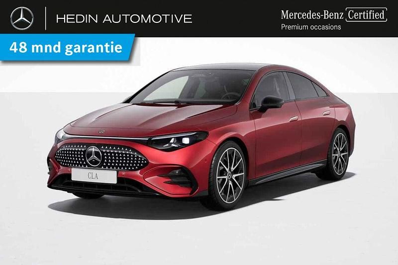 Rood Gebruikt 2025 Mercedes CLA 250+ Edition Sedan | € 60.390 (Eerlijke prijs) - Afbeelding 1/2