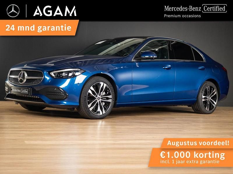Blauw Gebruikt 2024 Mercedes C300 Luxury Sedan | € 47.950 (Eerlijke prijs) - Afbeelding 1/4