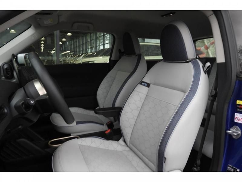 Occasion Mini Cooper Classic 11 kW (15 PK) 2024 Blauw Hatchback