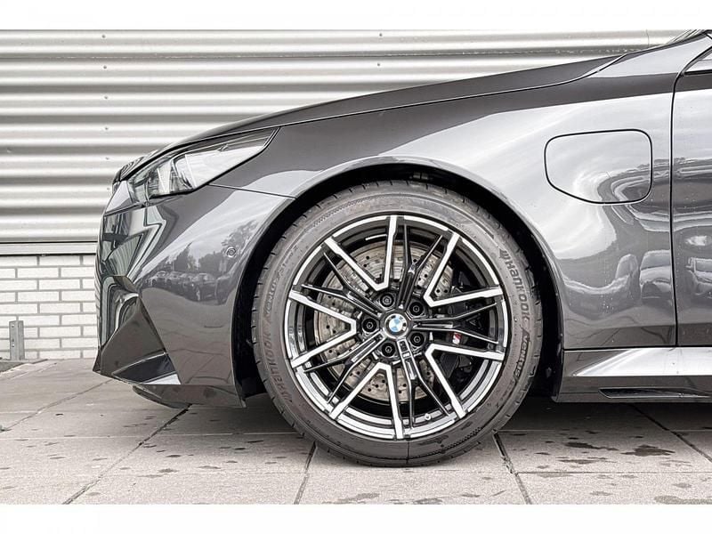 Occasion BMW M5 Comfort Edition 727 PK (534 kW) 2025 Sophistograu brillianteffect metallic (grijs metallic) Sedan