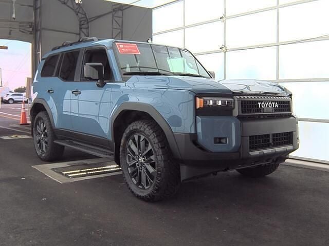 Blauw Nieuw 2025 Toyota Land Cruiser Premium SUV | € 79.500 - Afbeelding 1/4