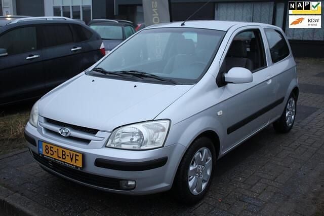 Occasion Hyundai Getz GLS 105 PK (77 kW) 2003 Grijs Hatchback
