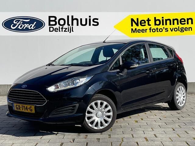 Zwart Gebruikt 2015 Ford Fiesta Style Hatchback | € 7.250 (Eerlijke prijs) - Afbeelding 1/4