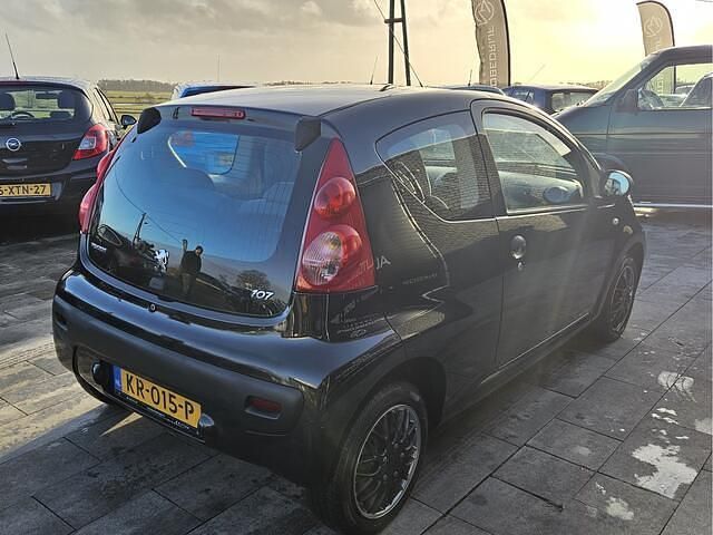 Occasion Peugeot 107 68 PK (50 kW) 2009 Zwart Hatchback