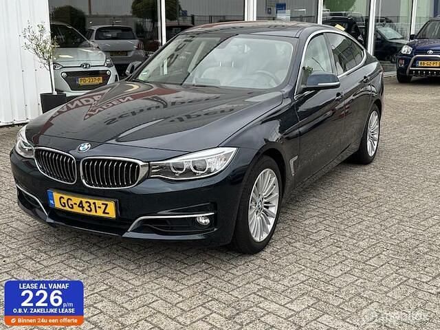 Blauw Gebruikt 2015 BMW 320 Executive Hatchback | € 13.950 (Eerlijke prijs) - Afbeelding 1/4