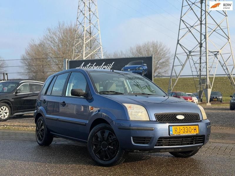 Blauw Occasion 2005 Ford Fusion MPV | € 999 (Goede deal) - Afbeelding 1/4